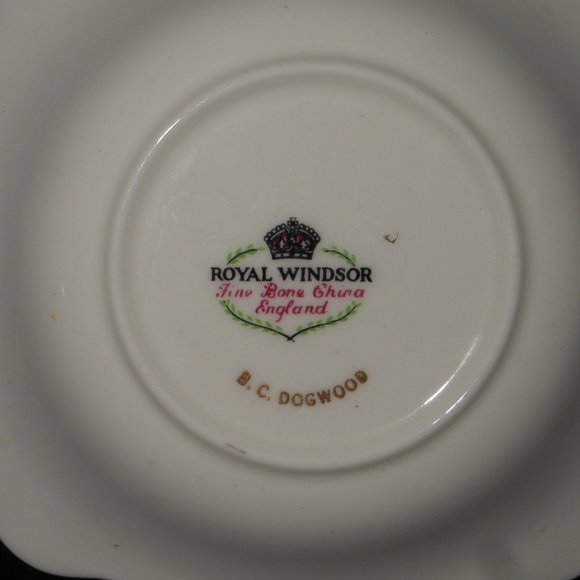 Small Square Dish. Royal Windsor - Picture 5 of 5